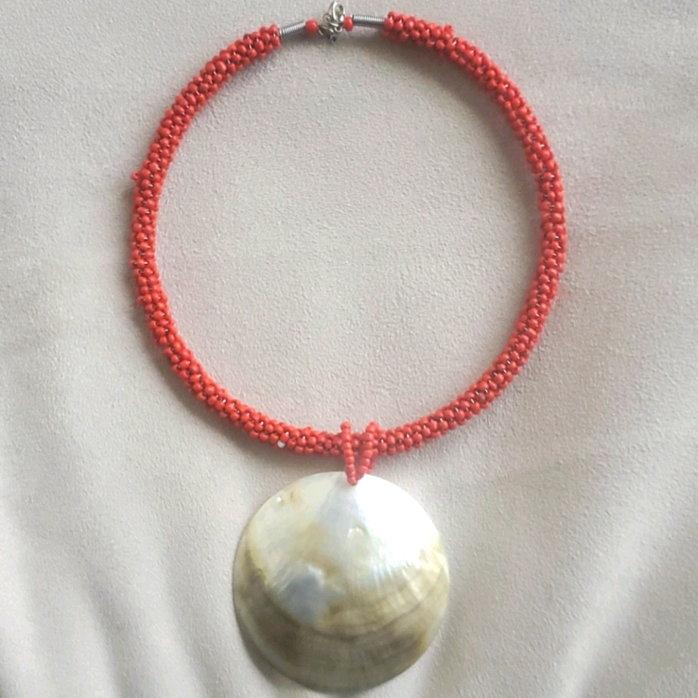 Beaded necklace